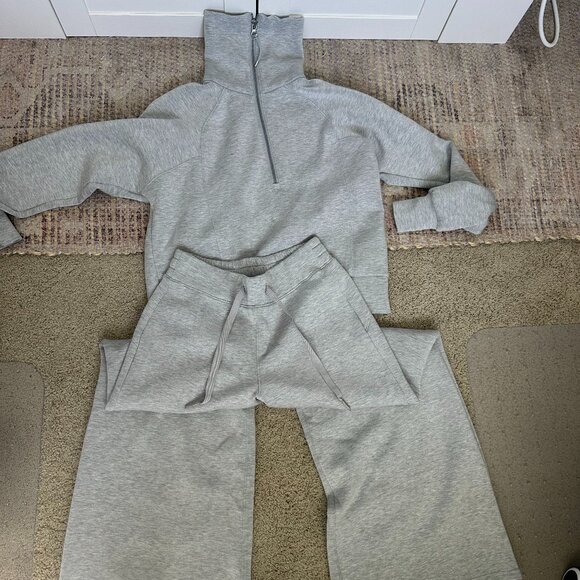 SPANX | AirEssentials® Half Zip Sweater & Wide Leg Pant (Size XS) - Picture 3 of 9